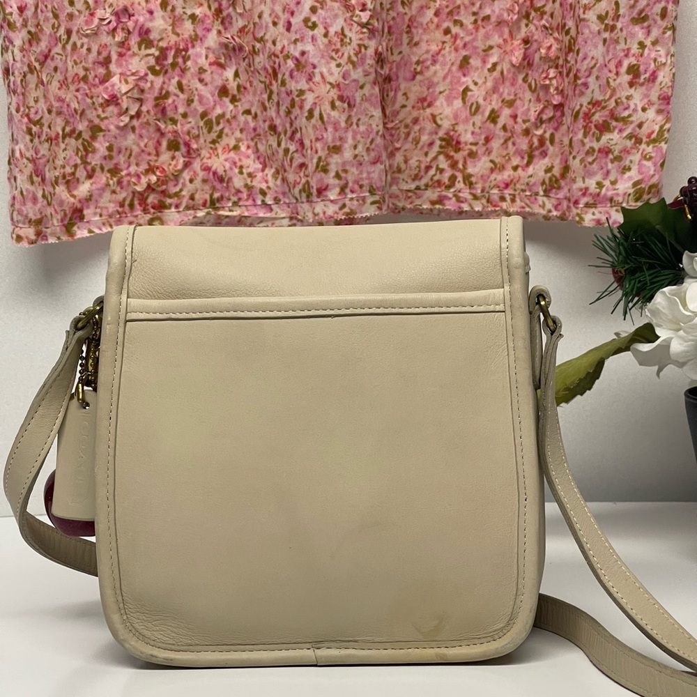 Vintage Coach Turn-lock Companion Flap, 9076 Crossbody Bag - Picture 12 of 14